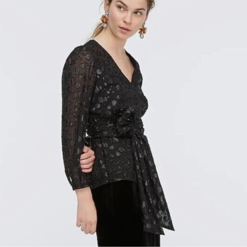 J. Crew Tie-waist V-neck top in black metallic dot jacquard M Casual Business - Picture 3 of 14